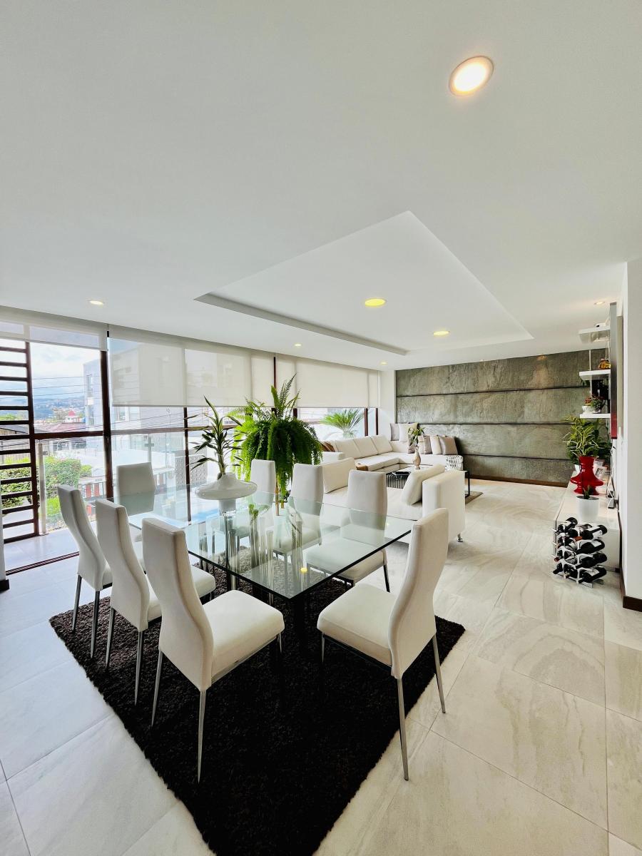 Departamento 2 Habitaciones con Terraza - en Venta - Cumbaya - 121 m² — imagen 9