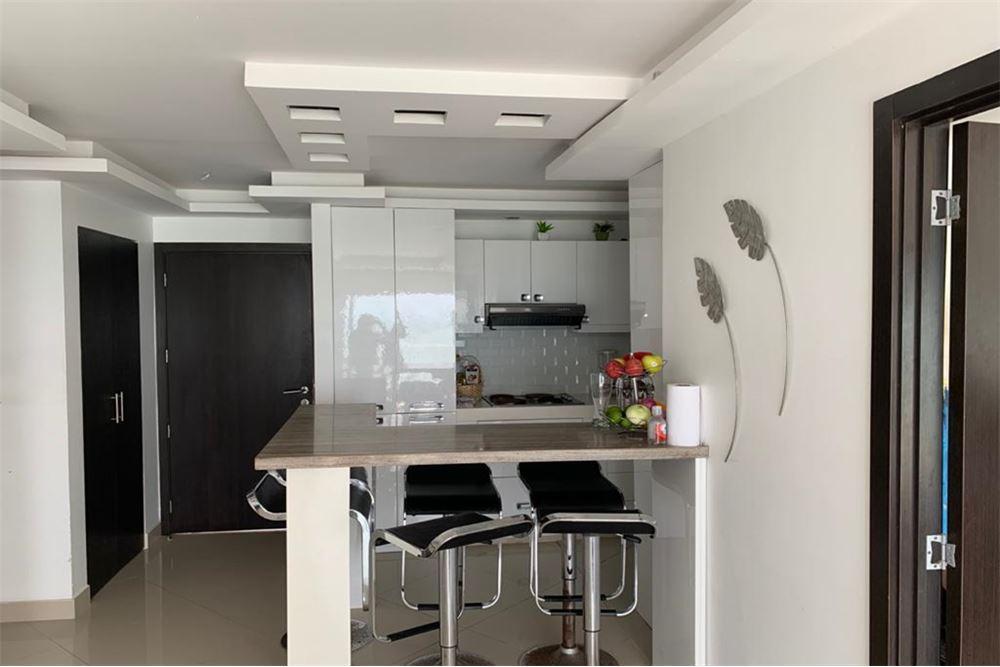 De Oportunidad! en Venta Suite en Ocean m. Espinosa, Guayas — imagen 6