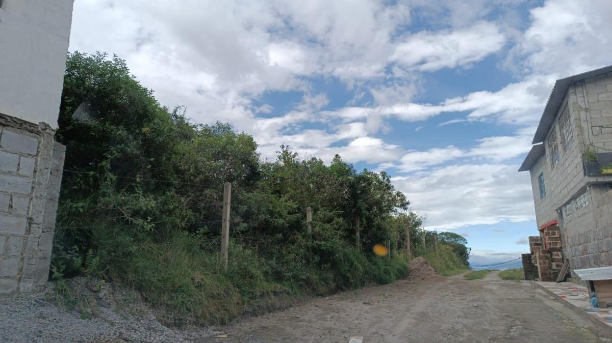Terreno de Venta de 1000 m Mitad del Mundo Quito — imagen 2