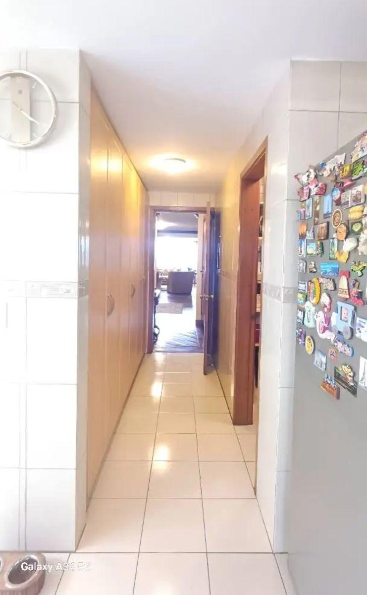 En Venta Departamento 4 Habítaciones + Estudio + 2 Garajes_ Quito Tenis — imagen 2