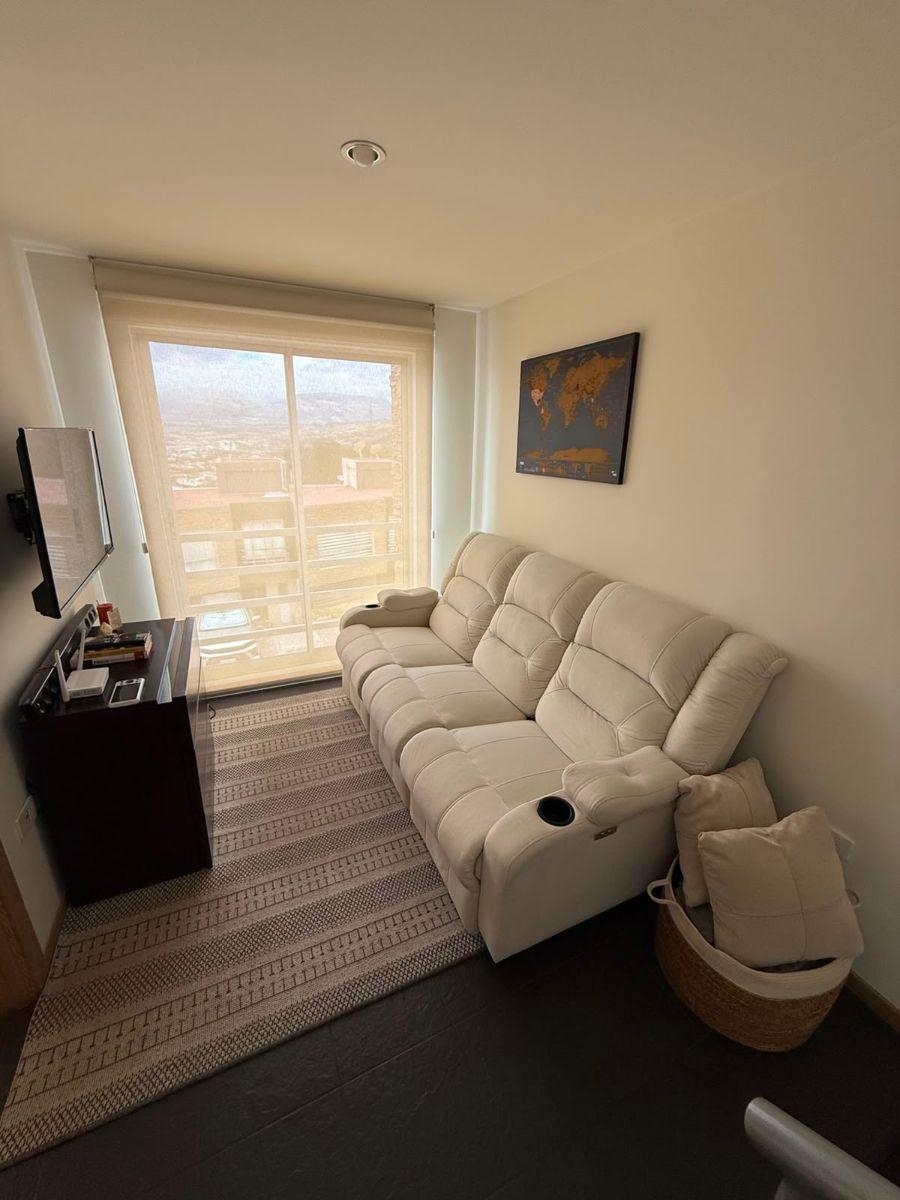 Casa de 120 m² con 2 Habitaciones en Venta en Cumbayá — imagen 3