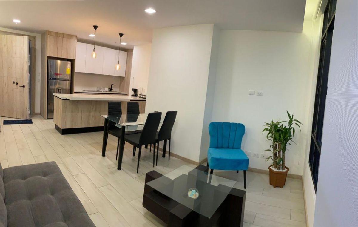 Departamento en Venta de 2 Dorm. Sector República del Salvador — imagen 9