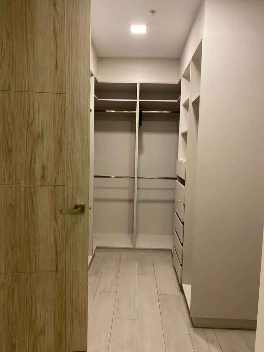 Departamento en Venta de 2 Dorm. Sector República del Salvador — imagen 3