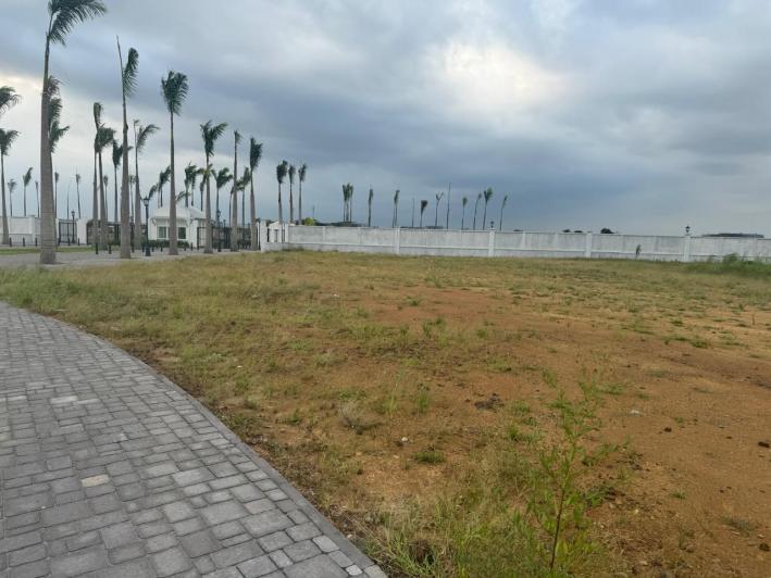 Terrenos Comerciales en Samborondon Al Pie de La Vía! Paseo Batan, Guayas — imagen 3