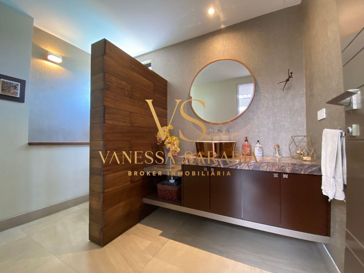 Venta Exclusiva Casa en San Juan de Cumbaya, Quito – Ecuador — imagen 8