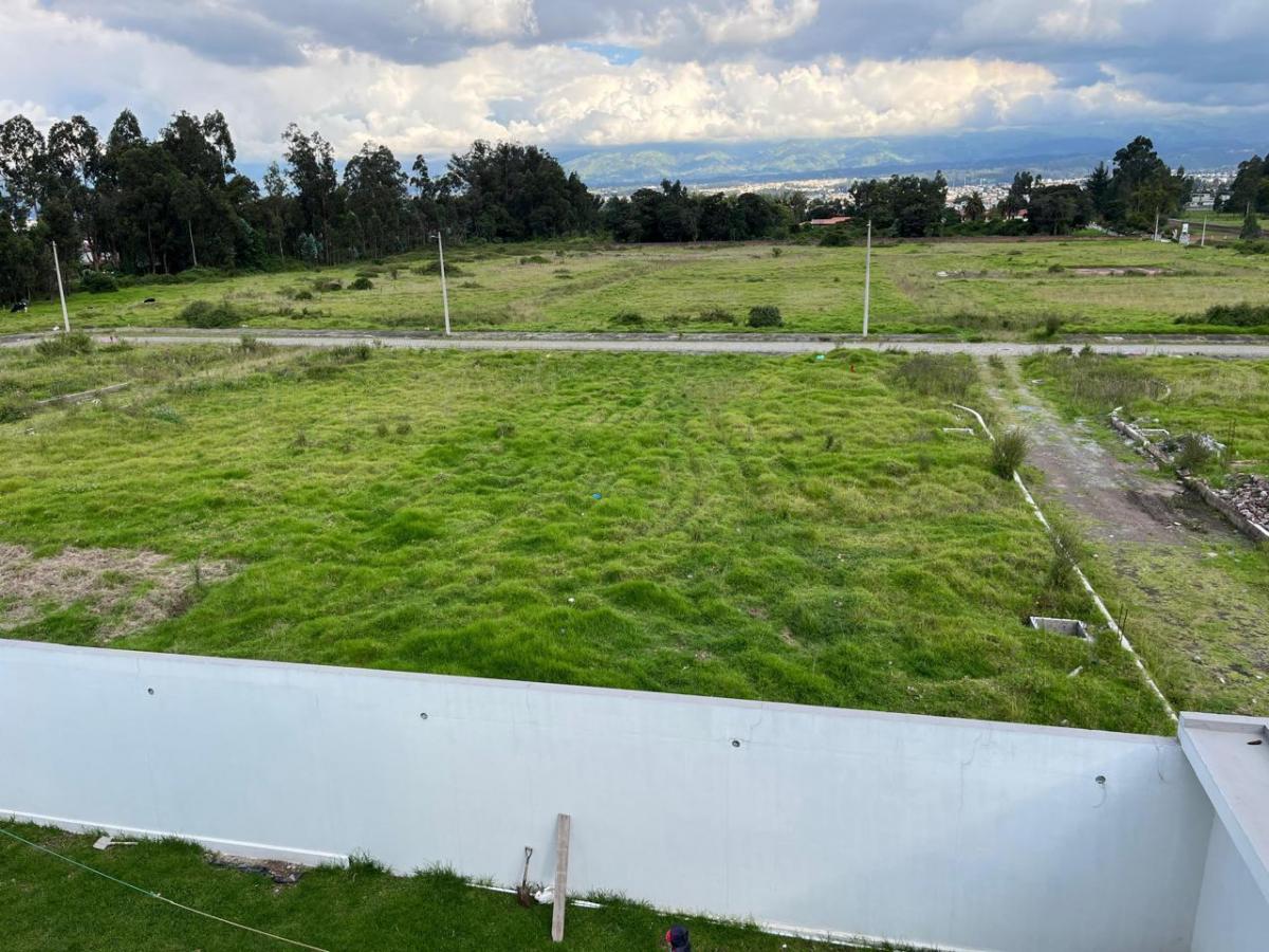 Se Vende Lote de 200 m en El Sector de La Salle, en Conocoto — imagen 10