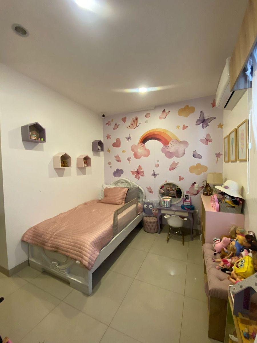 En Venta o Alquiler Amplio Departamento de 3 Dorm Remodelado en Planta Alta en Km. 5 Vía Samborondon, Guayas — imagen 3