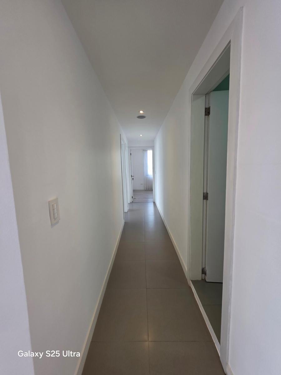 Departamento Remodelado de Venta Cumbaya Colegio Menor — imagen 8