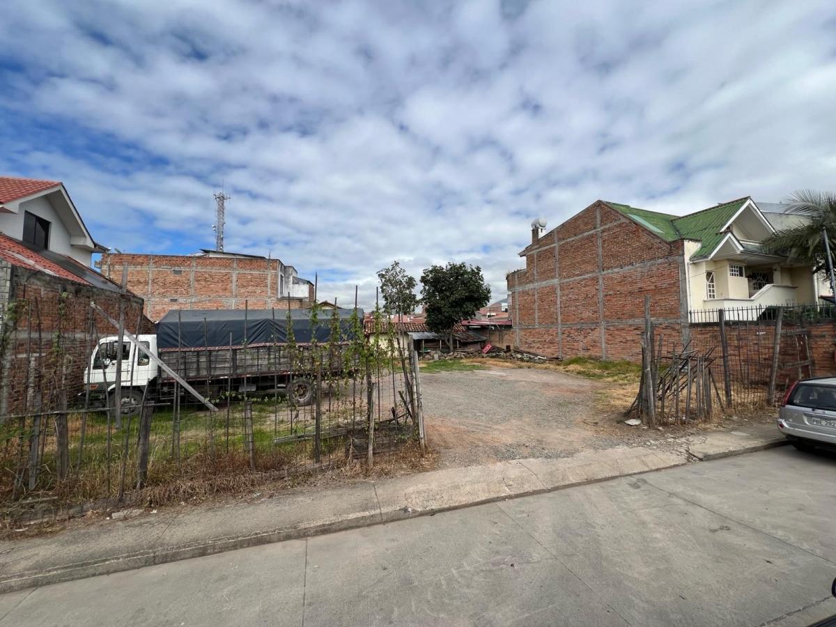 Gran Oportunidad de Terreno 840 m² en Venta | Oportunidad Para Constructores E Inversionistas, Azuay — imagen 6