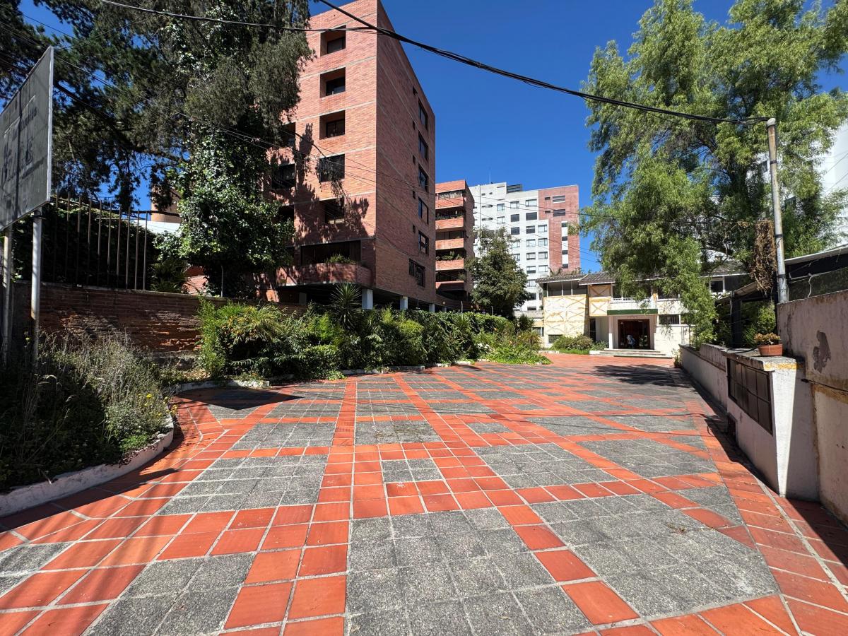 Gran Terreno en Venta en Sector de La Whymper, Oportunidad Ideal Para Constructores E Inversionistas — imagen 7