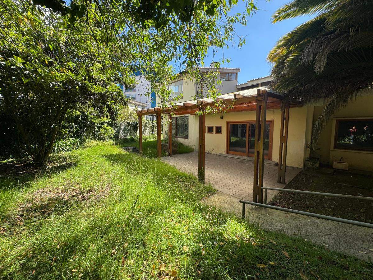 Gran Terreno en Venta en Sector de La Whymper, Oportunidad Ideal Para Constructores E Inversionistas — imagen 3