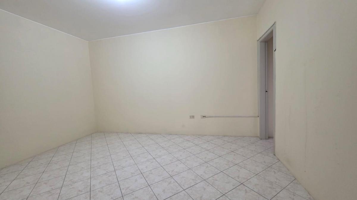 Departamento en Venta 1er Piso, Urbanizacion Puerto Azul, Johr, Guayas — imagen 6