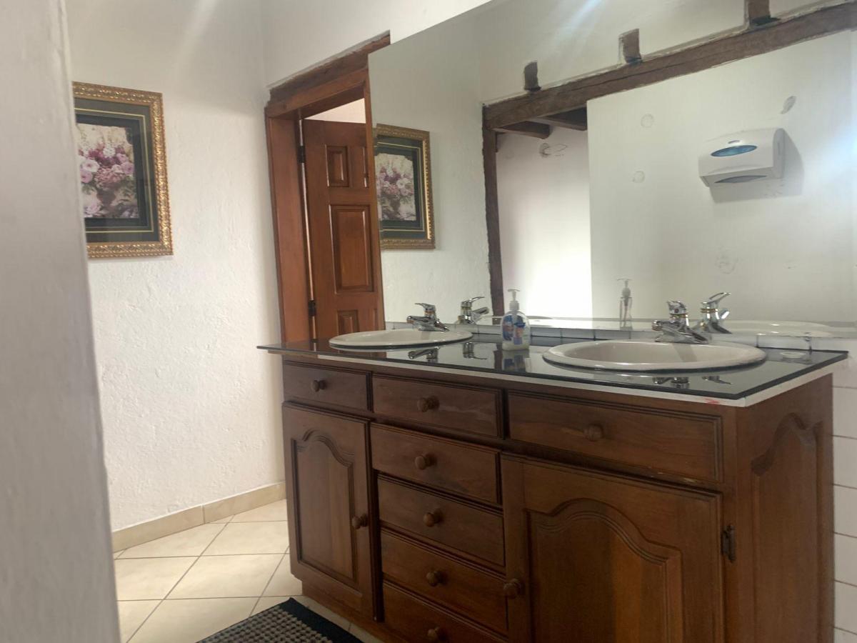 Condado Venta 2575 m² Terreno y Casa 1254 m² Sector El Condado — imagen 2