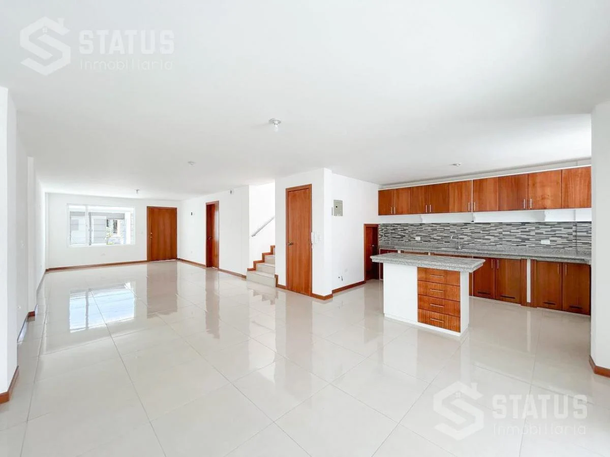 Venta de Casa en Conocoto - Cerca Administración Zonal — imagen 9