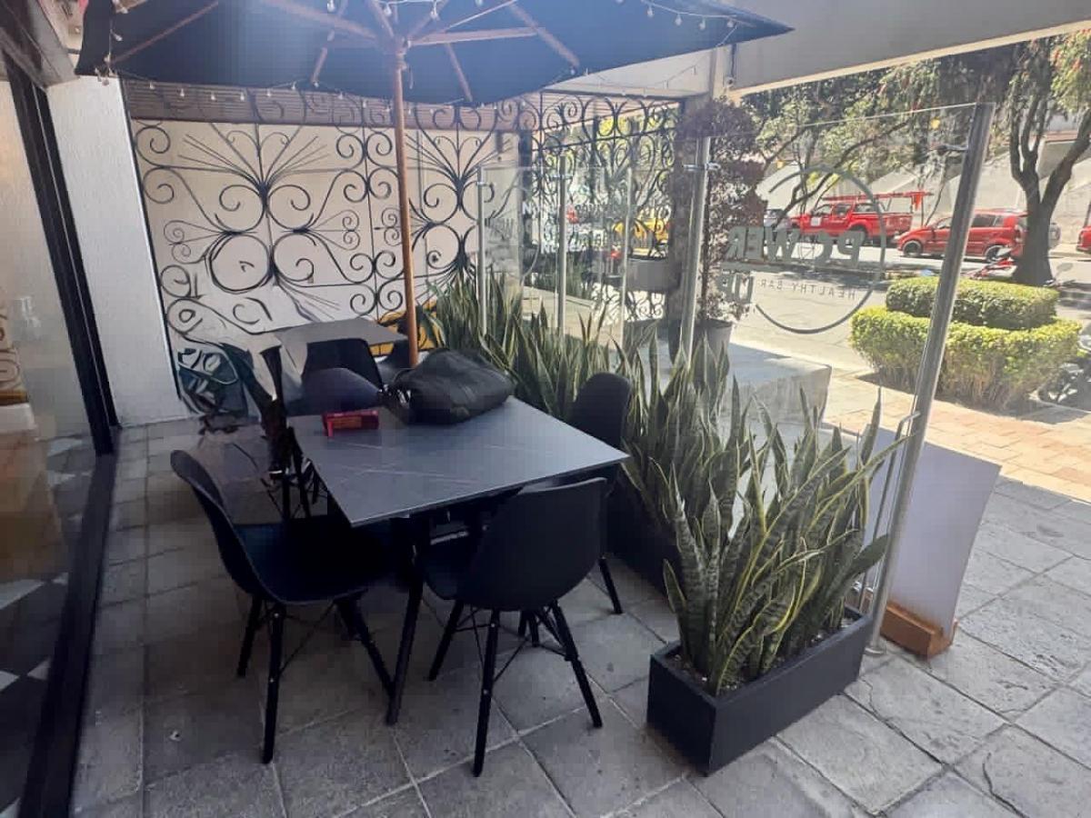 Vendo Cafetería en La Av Rep. del Salvador (Centro Norte Quito) — imagen 3