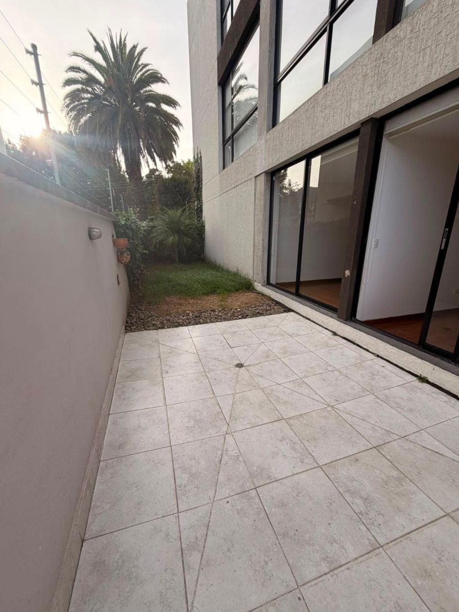 Vendo o Rento Departamento Cumbayá — imagen 4
