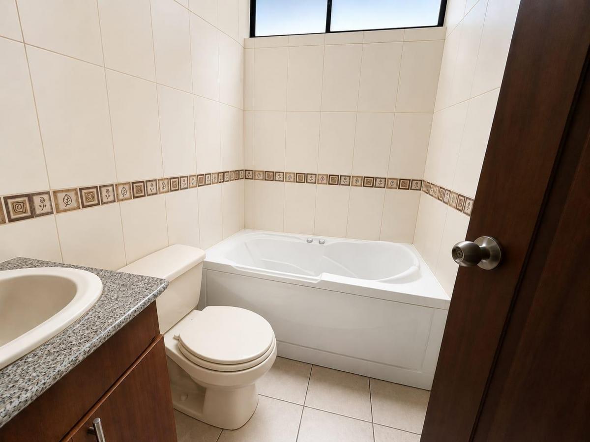 Casa en Venta de Oportunidad — imagen 8