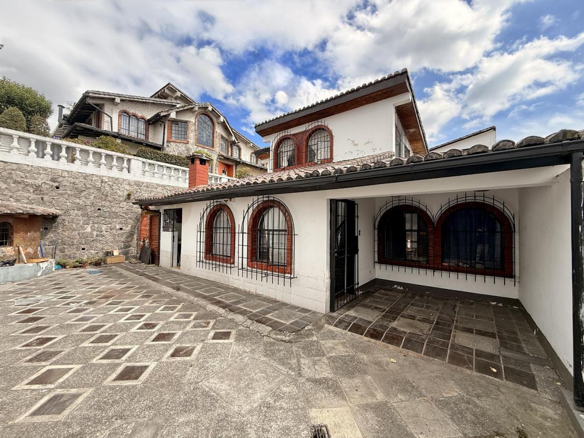 Casacasa en Venta | 4 Dorm. con Patios - Sector San Fernando - Quito — imagen 10