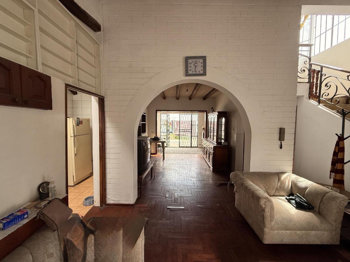 Casacasa en Venta | 4 Dorm. con Patios - Sector San Fernando - Quito — imagen 9