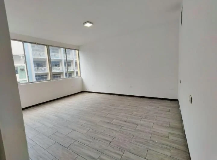 Oficina en Venta 109 m² - Edif. Gran Pasaje - Av 9 de Octubre - Guayaquil, Guayas — imagen 1