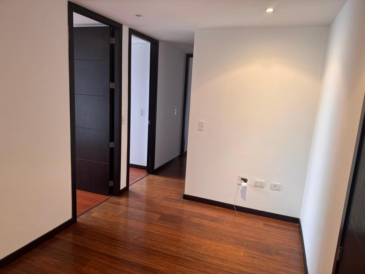 Departamento 3 Dorm. en Lomas de Monteserrin — imagen 4