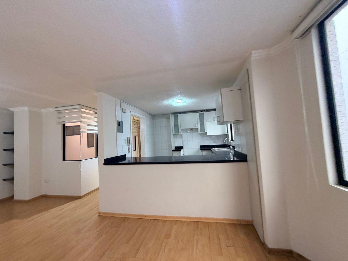 En Venta Departamento Monteserrin 3 Habitaciones 2 Estacionamientos — imagen 9