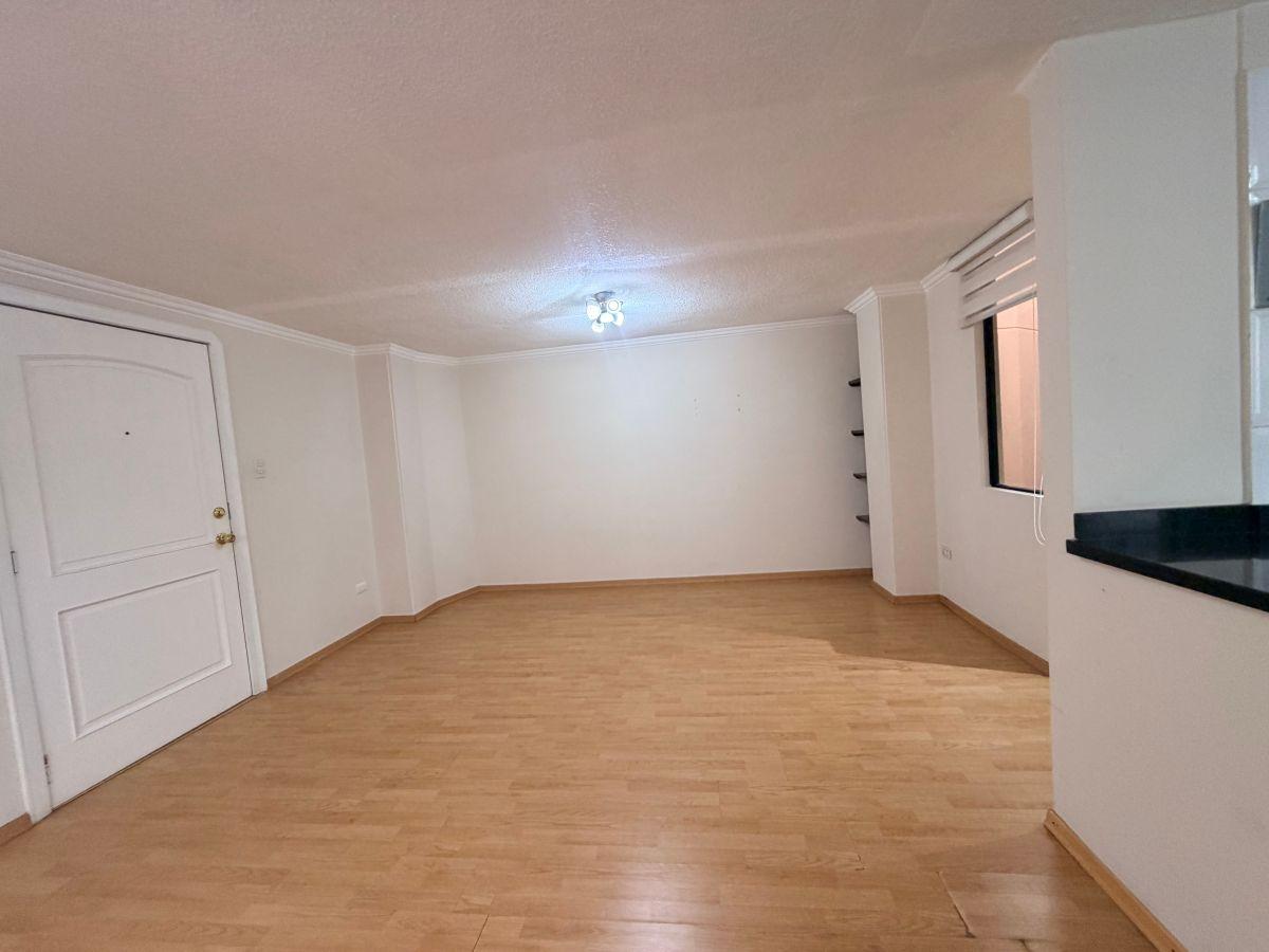 En Venta Departamento Monteserrin 3 Habitaciones 2 Estacionamientos — imagen 8