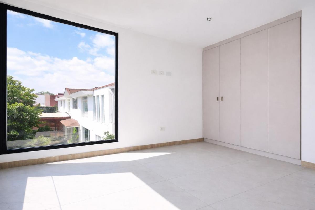 Casa con Ascensor en Venta en Urbanizacion Vista Grande, San Isidro — imagen 6