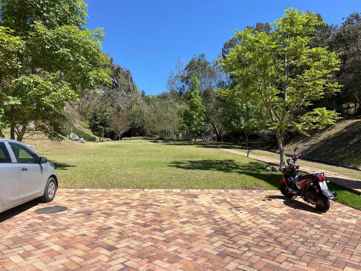 Terreno en Venta. Urbanización, Challuabamba, Azuay — imagen 9