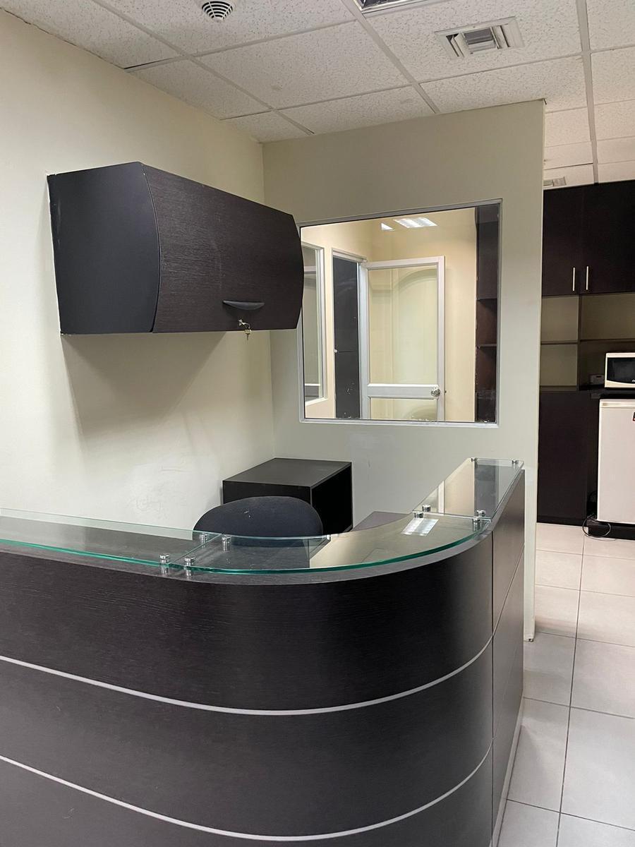 Se Vende Oficina, Precio de Oportunidad en Edificio The Point, Puerto Santa Ana, Guayas — imagen 10