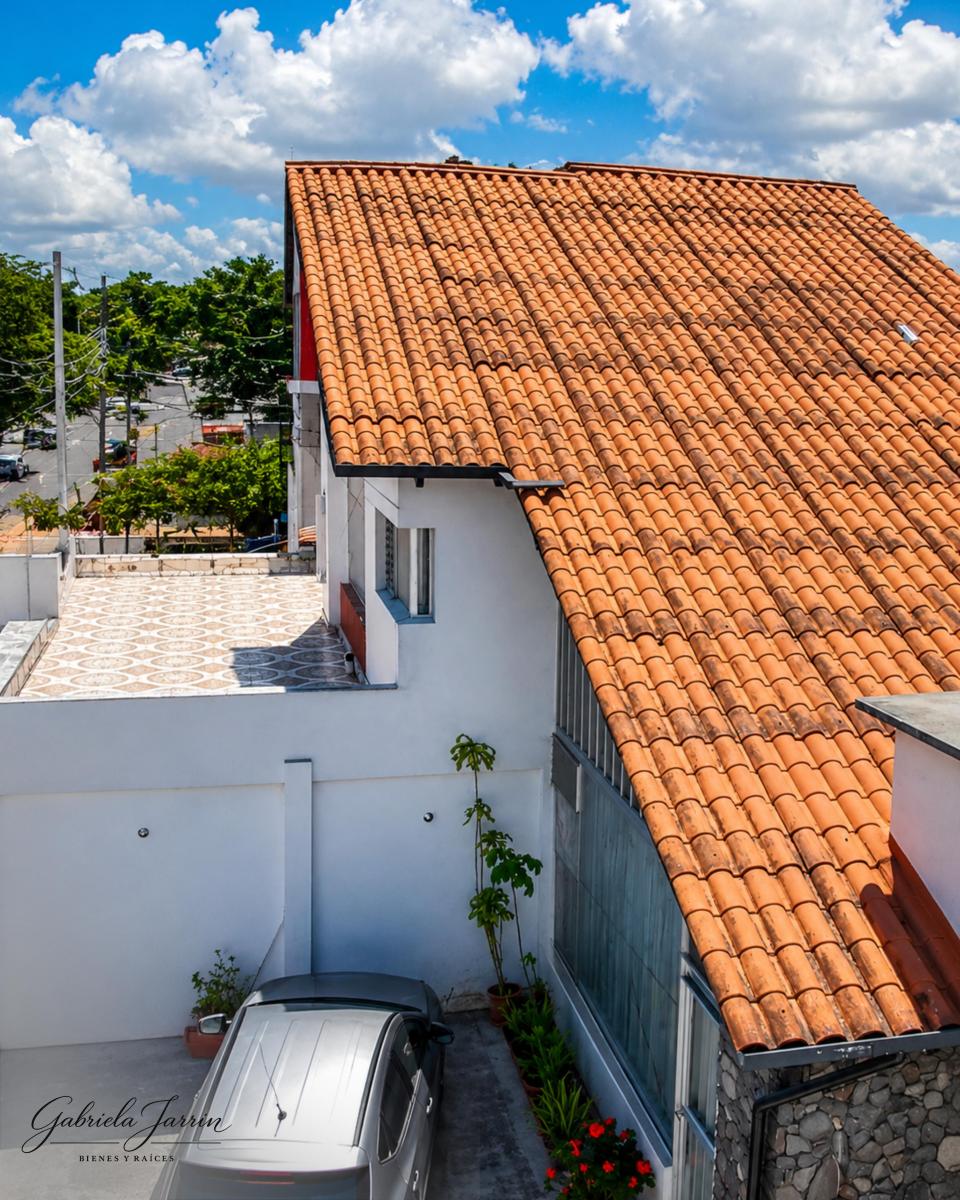 Casa de 494 m² de Terreno con Ideal Plaza Comercial — imagen 5