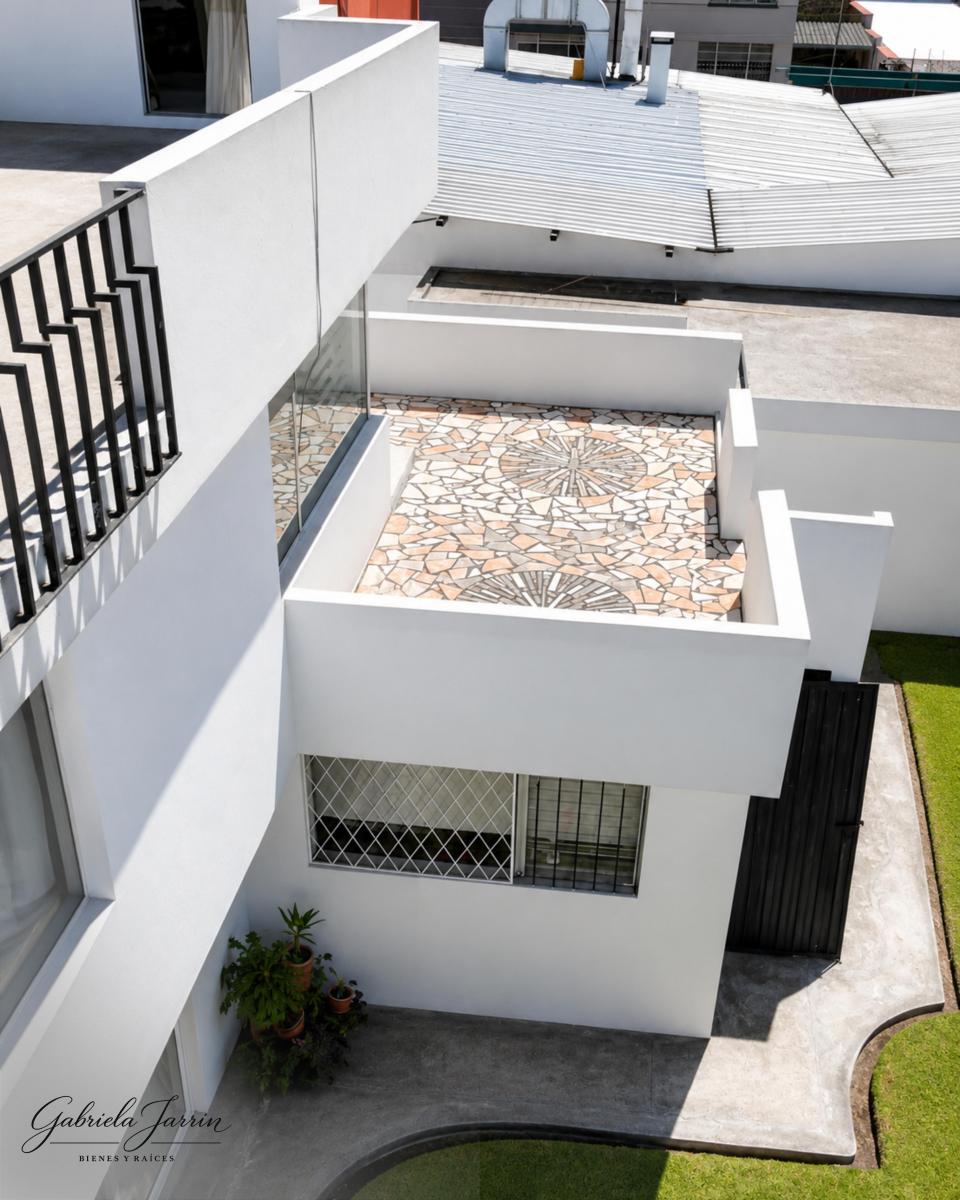 Casa de 494 m² de Terreno con Ideal Plaza Comercial — imagen 3