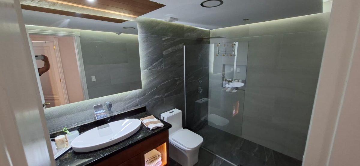 Vendo Amplio Departamento de 3 D + Estudio en Jardines del Batán | Piscina | 2 Parqueaderos | Bodega — imagen 7