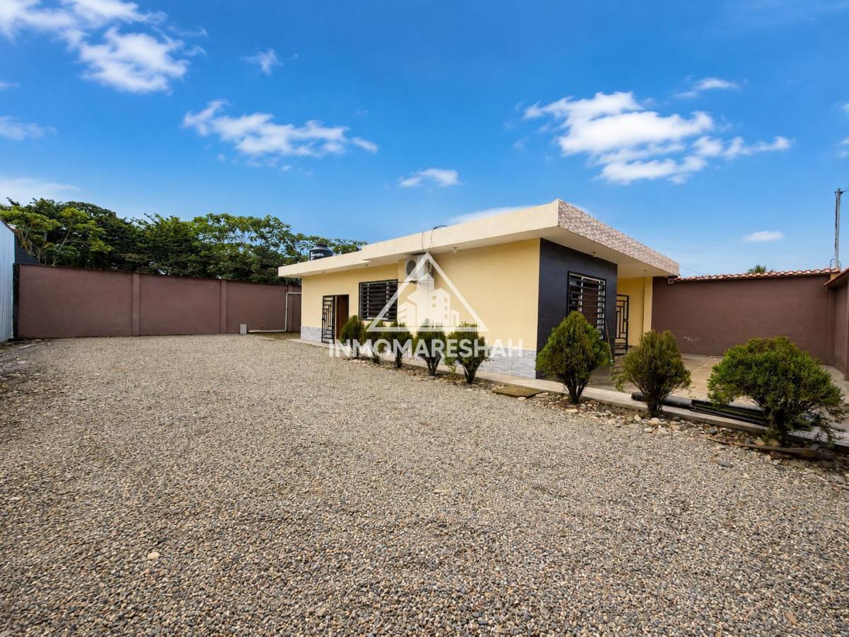 Casa en Venta en Lago Agrio con Amplio Espacio y Moderno Diseño — imagen 9