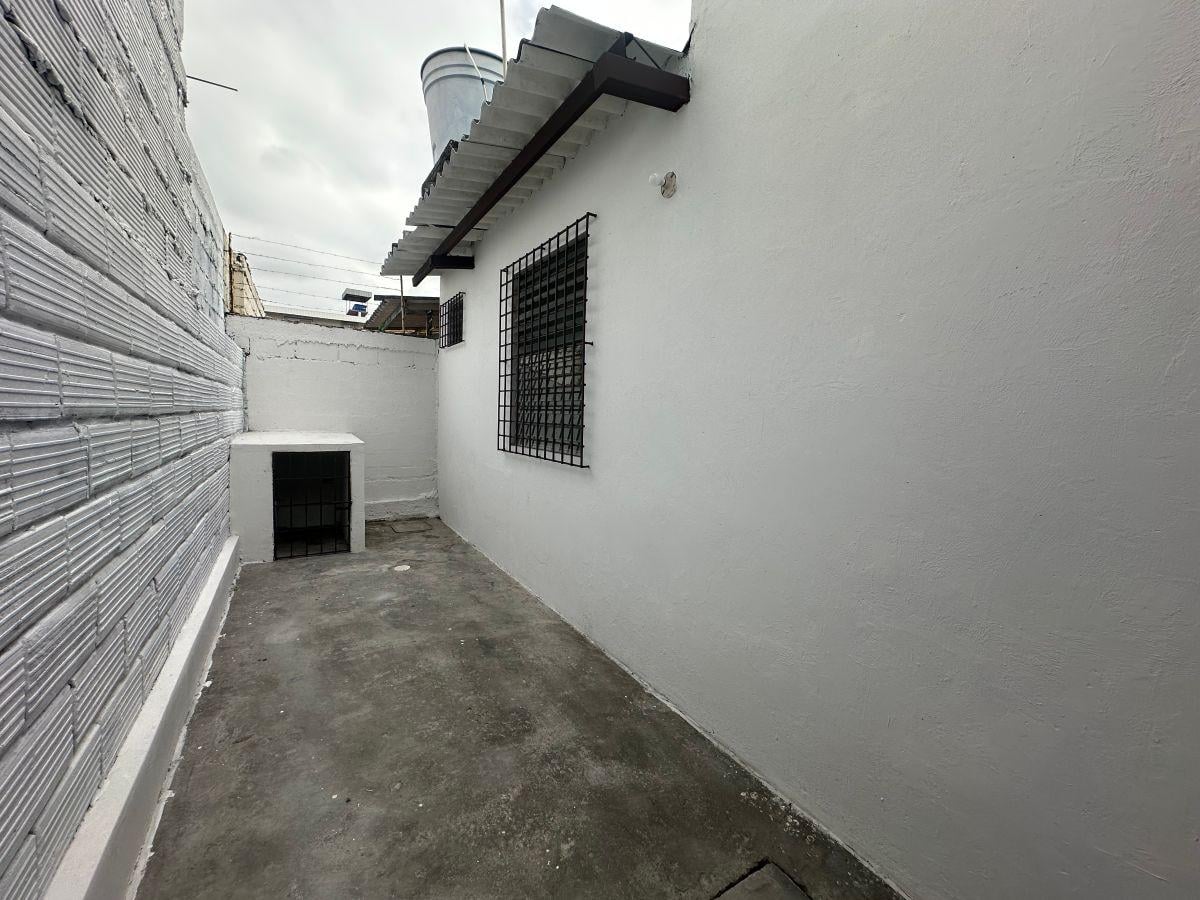 Venta Casa Una Planta Alborada 12 Ava Etapa Area con Seguridad, Guayas — imagen 3