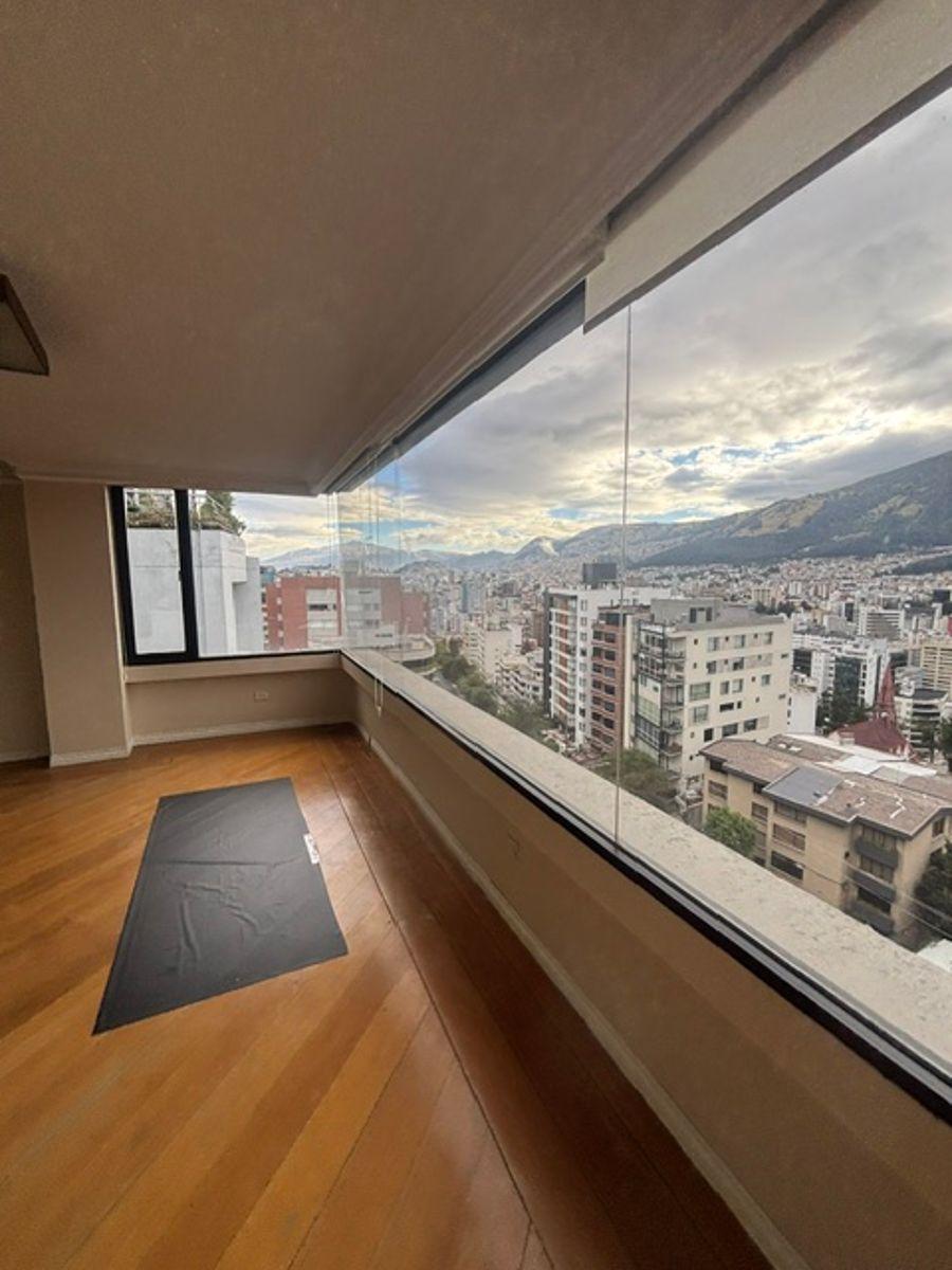 Vendo Departamento de Tres Habitaciones con Vista La Coruña — imagen 7