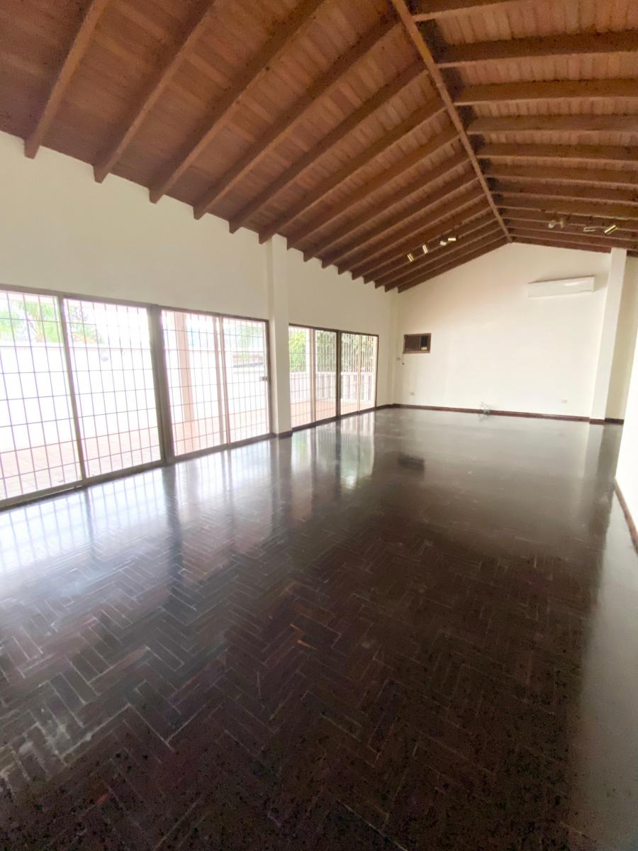 Casa de 495 m² con 3 Dorm. en Venta en Los Olivos, Guayas — imagen 5