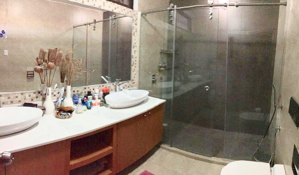 Casa 4 Dorm. en Venta Santa Cecilia, 1100 m de Terreno con Piscina, Guayas — imagen 4
