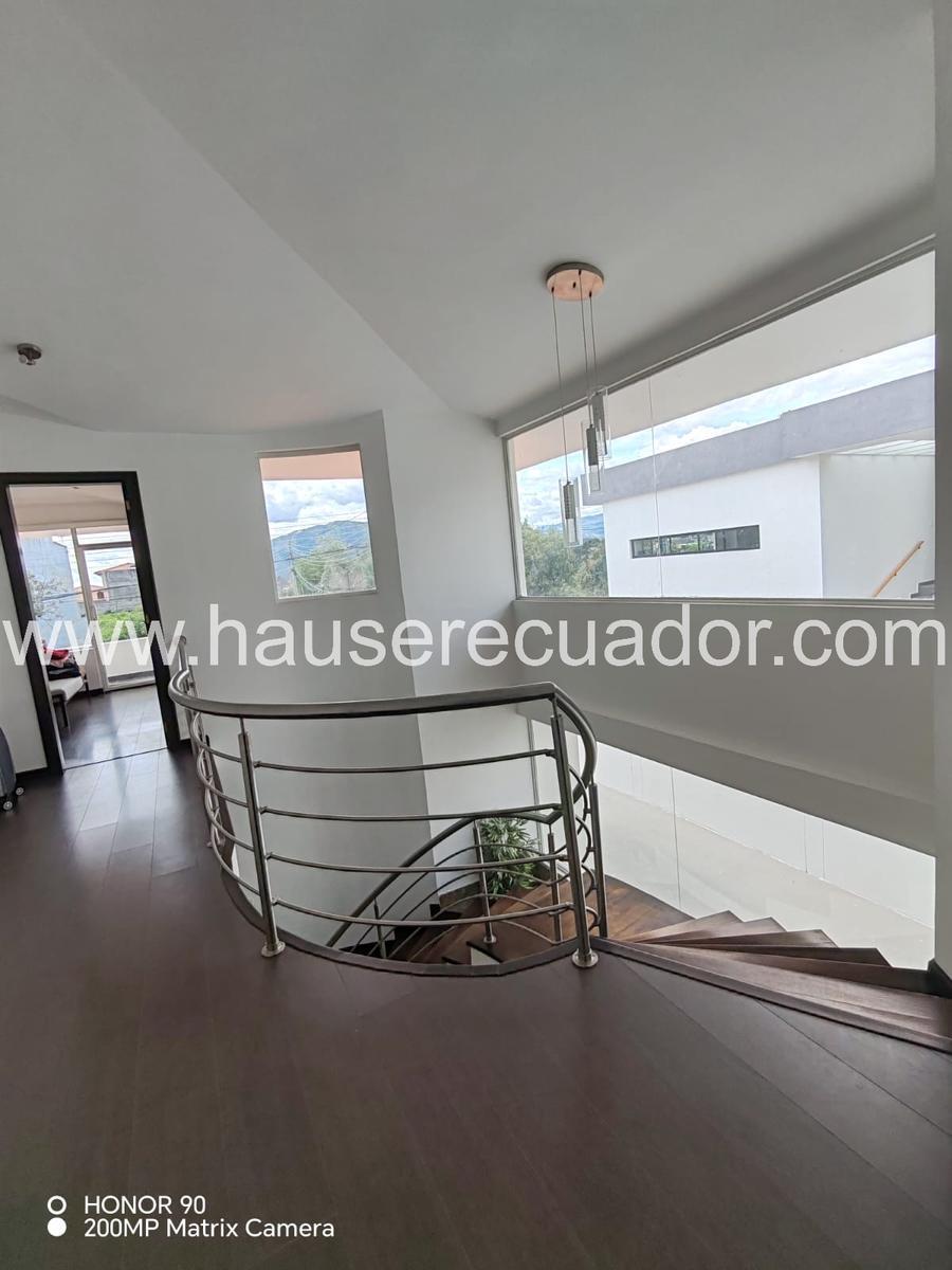 Casa Familiar 3 Habitaciones Mas Estudio, Jardín, Seguridad 24/7 y Exclusivas Áreas Comunales — imagen 3