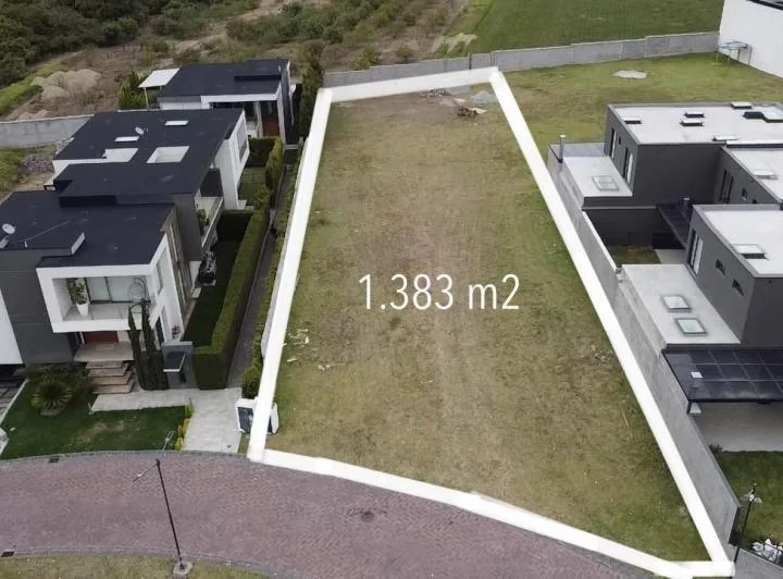 Puembo 1250 m² Terreno Multifamiliar en Venta en Urbanización Ideal Para Proyecto Inmobiliario — imagen 1