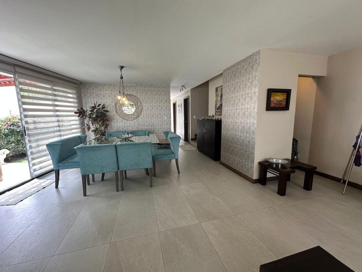 Dúplex de Lujo en Cumbayá Sector Usfq con Jardín Privado y Amenidades Tipo Club — imagen 8