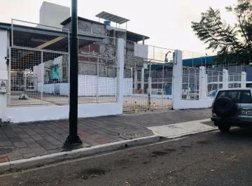 Vendo o Alquilo Propiedad Comercial en El Centro, para Parqueadero, Guayas — imagen 3