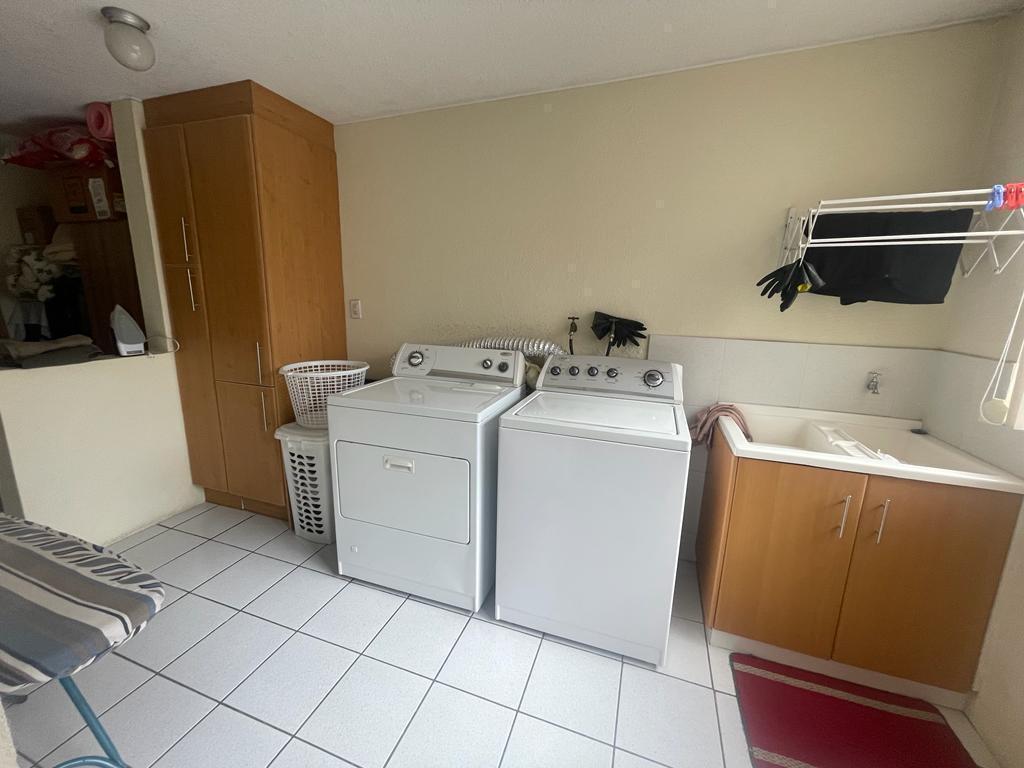 Vendo Casa - Urb. Lomas de Monteserrin - Seguridad 24/7 - *mm — imagen 7