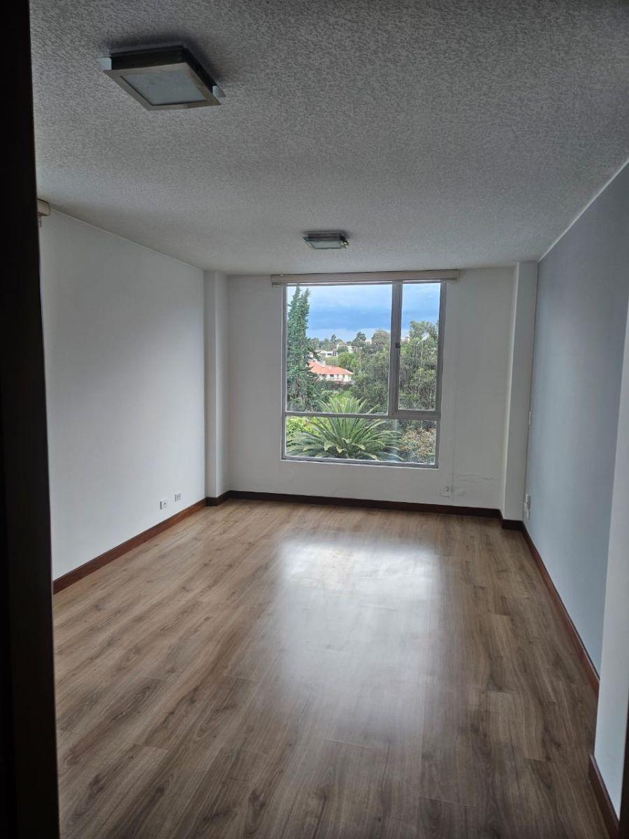 Cumbaya, Cerca de Usfq,, 3 Dorm., Linda Vista. Conjunto Cerrado, Piscina, Seguridad 24/7 — imagen 5