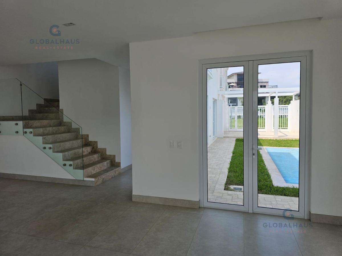 Venta de Casa en Proyecto en Aires Norte, 4 Habitaciones Samborondón V. J. Guayas — imagen 8