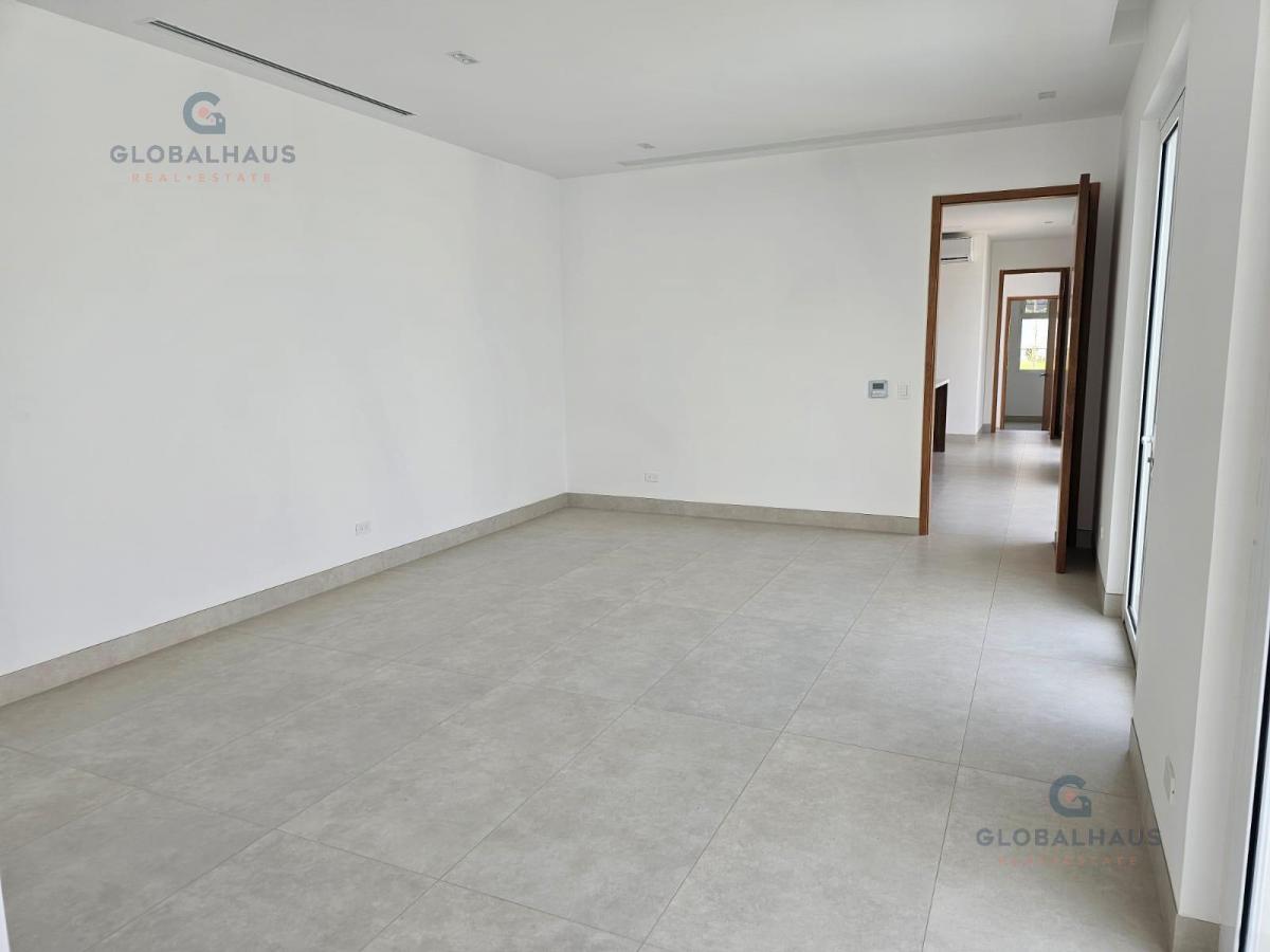 Venta de Casa en Proyecto en Aires Norte, 4 Habitaciones Samborondón V. J. Guayas — imagen 2