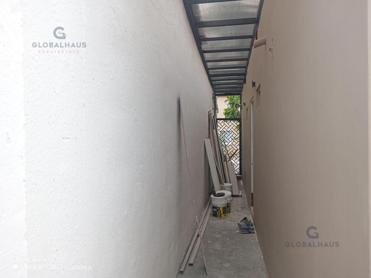 Casa en Venta con 3 Habitaciones Urb, Villa del Rey Etapa Felipe. m. N. Guayas — imagen 4