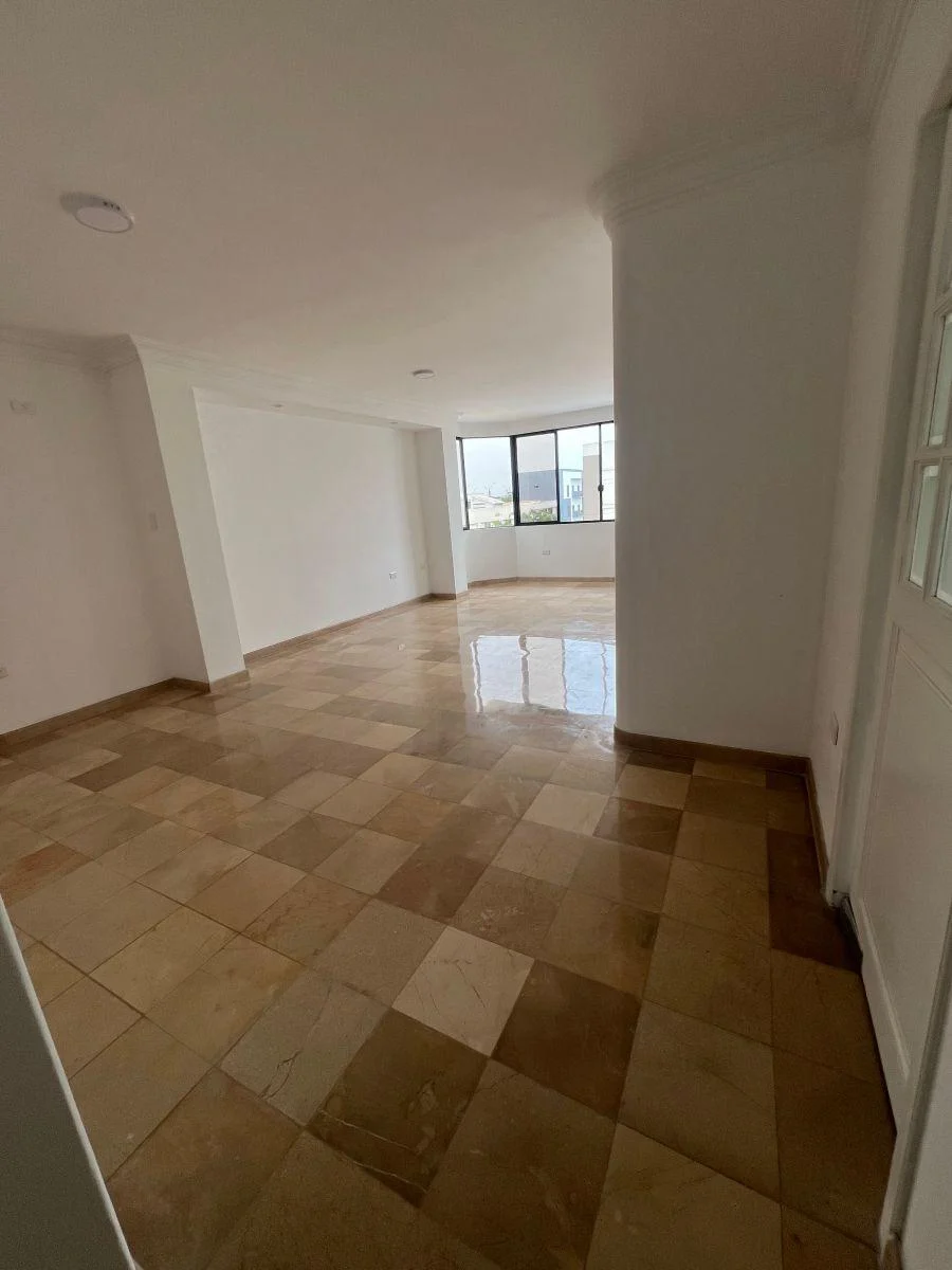 En Venta Departamento con Vista 2do Piso con Amplia Terraza, Guayas — imagen 10