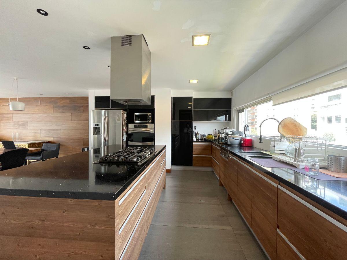 Departamento Dúplex de 190 m² con 2 Dorm. en Venta en González Suárez — imagen 6