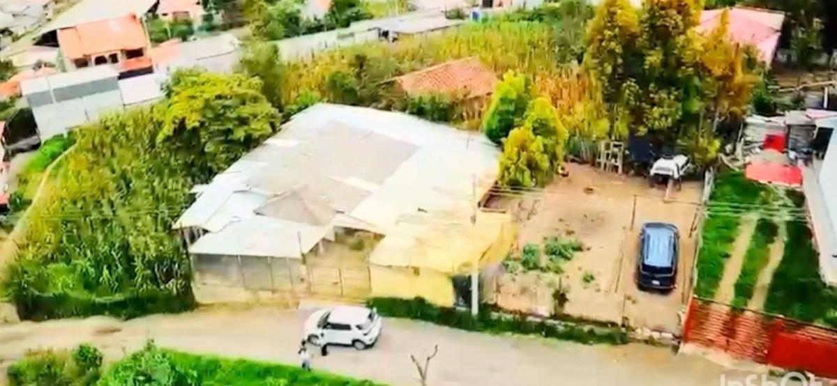 De Oportunidad Terreno 1029 m² con Casa en Venta - Azogues — imagen 7